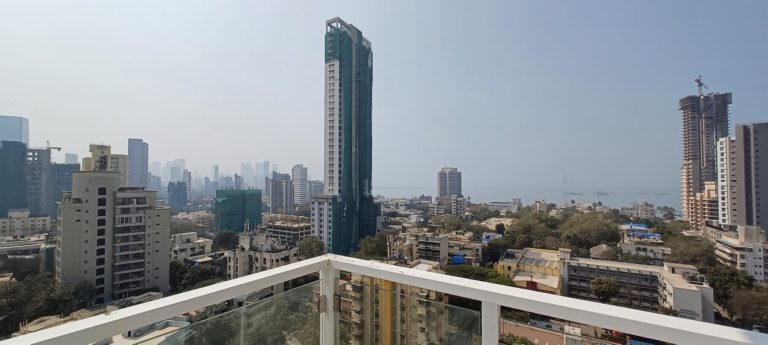 Introducing unparalleled luxury living in the heart of Mahim, Mumbai!